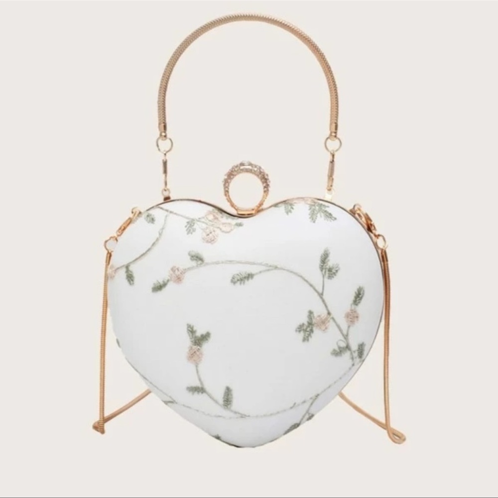 Floral Embroidered Heart Shaped Purse